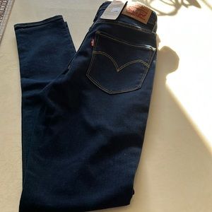 Levi's Women's Skinny Jeans - Dark Blue